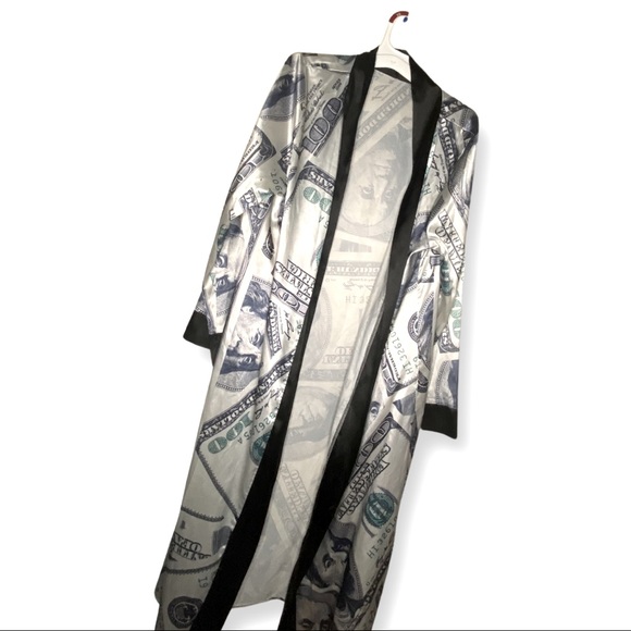Satin Money Robe - Picture 2 of 3